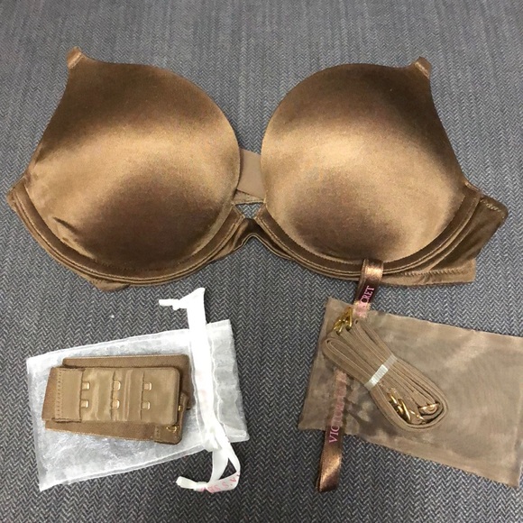 Victoria's Secret Other - VS very sexy convertible bra